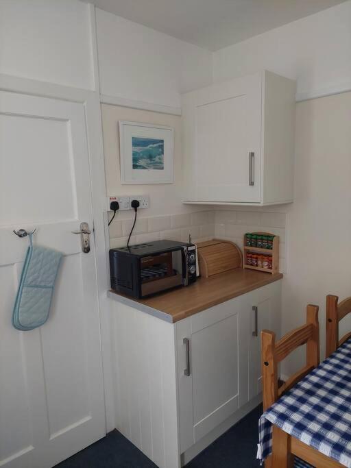 Apartment Private Apartment, Parking, Sea And Country Views Lyme Regis