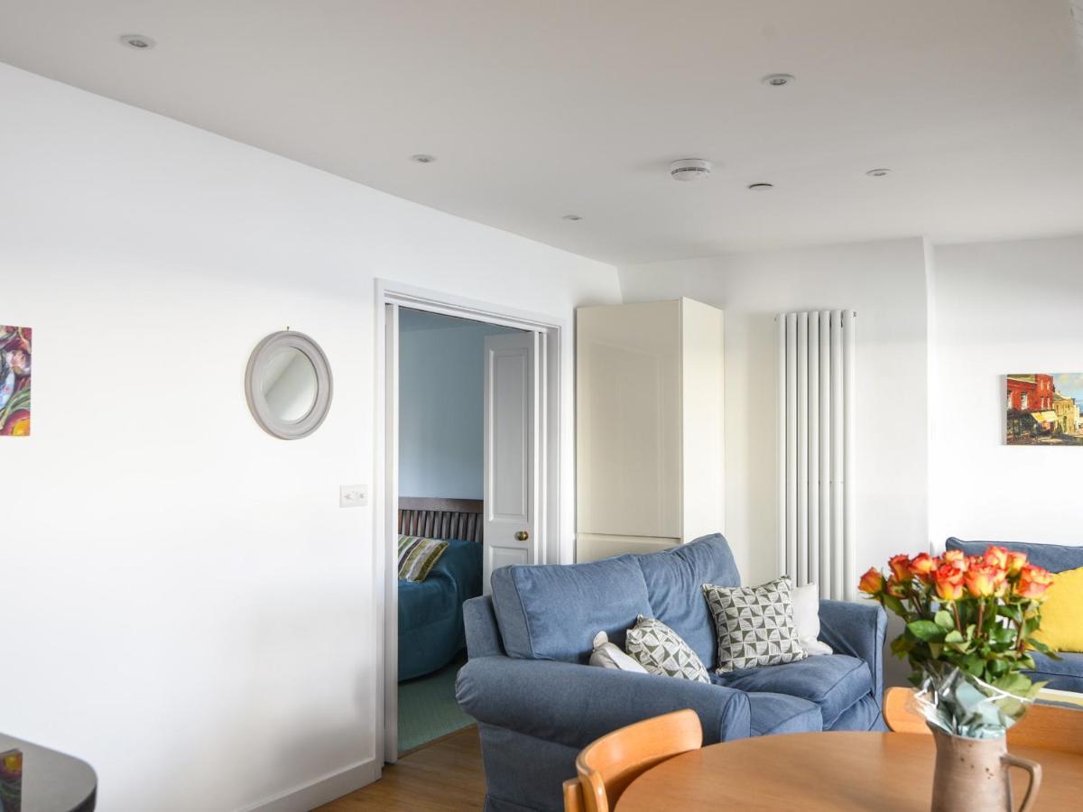 Seascape Apartment Lyme Regis