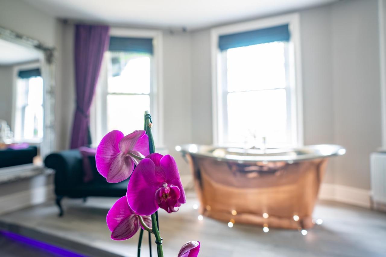 Dower House Country house *