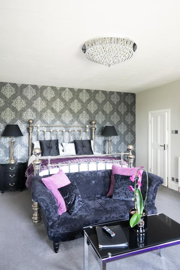 Country house Dower House *