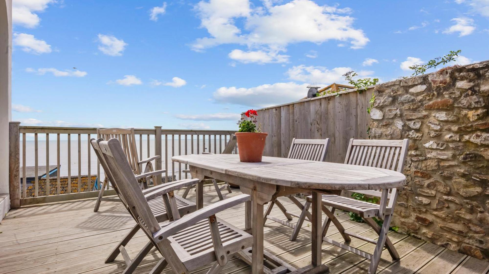 Villa Faraway - Luxury Holiday - *