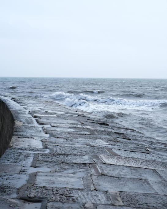Casa de férias With Seafront Hut, Lyme Regis, Dorset