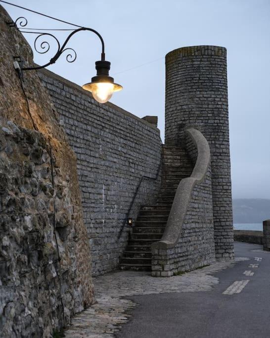 Casa de férias With Seafront Hut, Lyme Regis, Dorset
