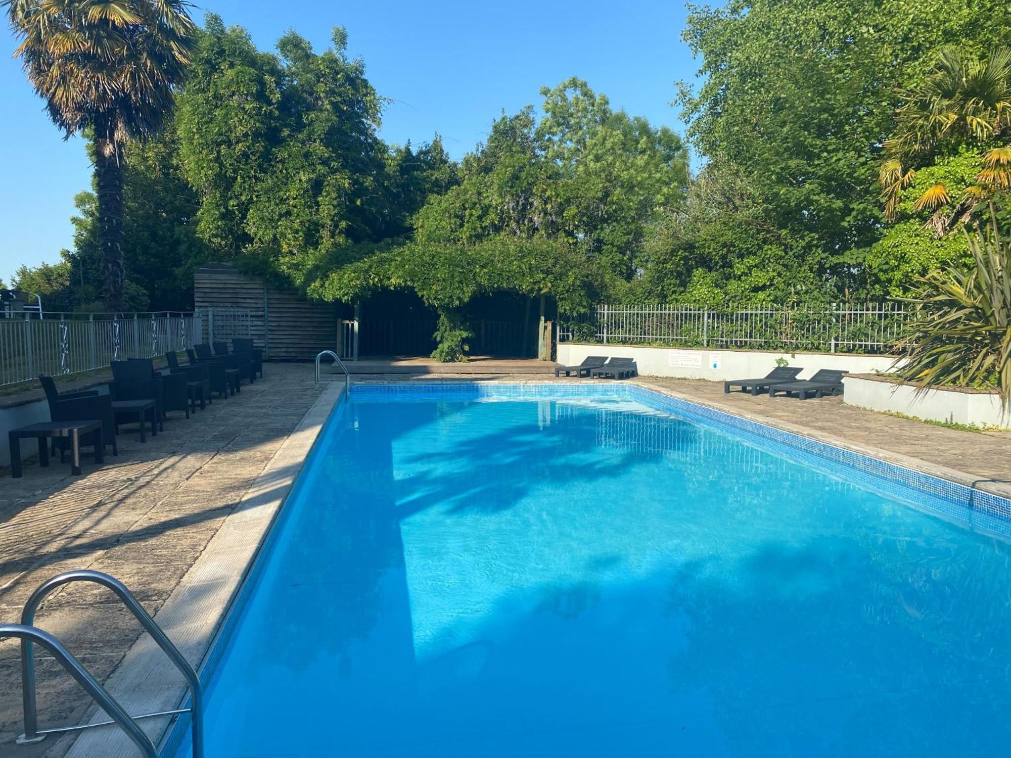 Hotel Fernhill