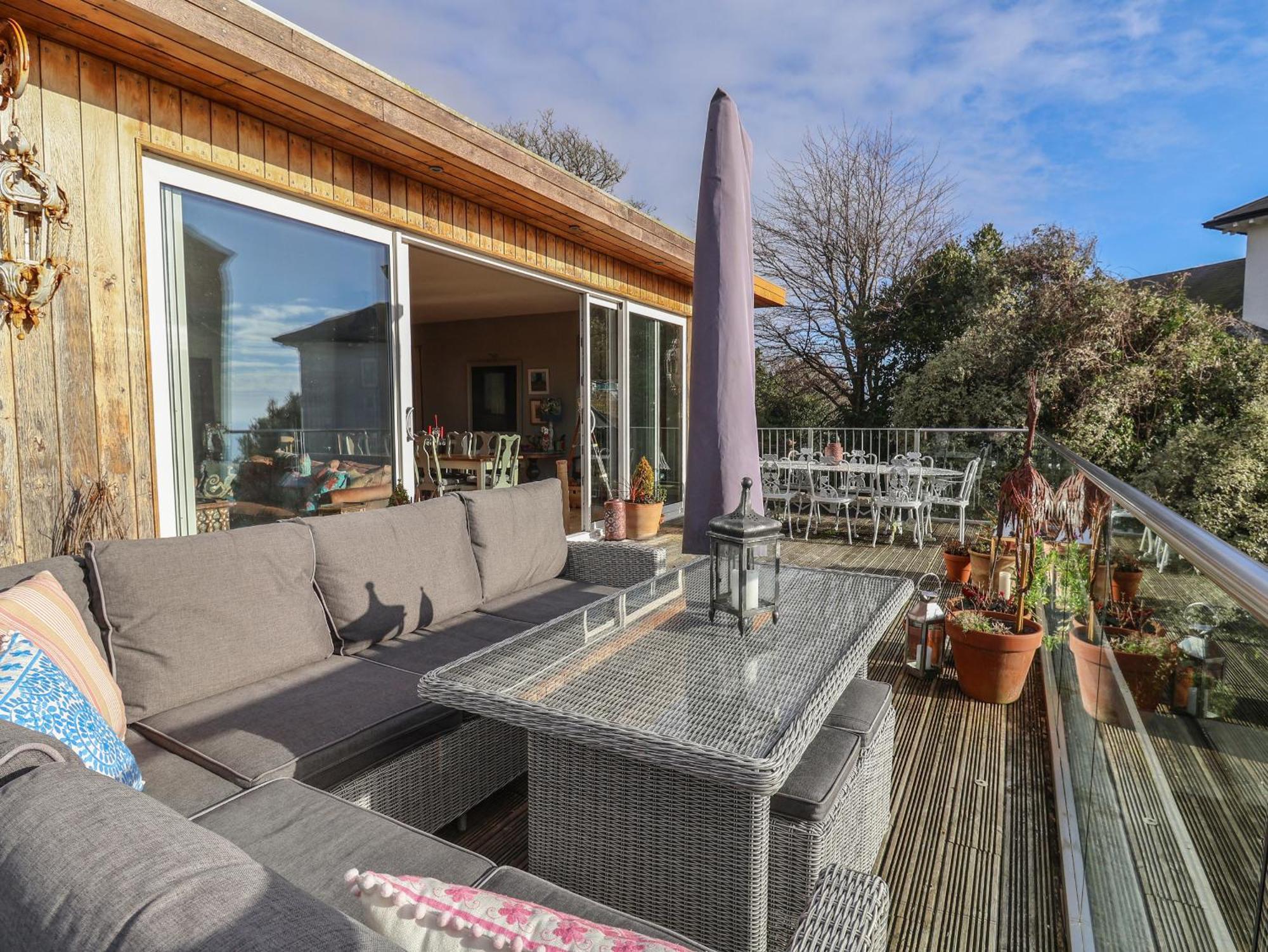 Holiday home Little Cliff House Lyme Regis