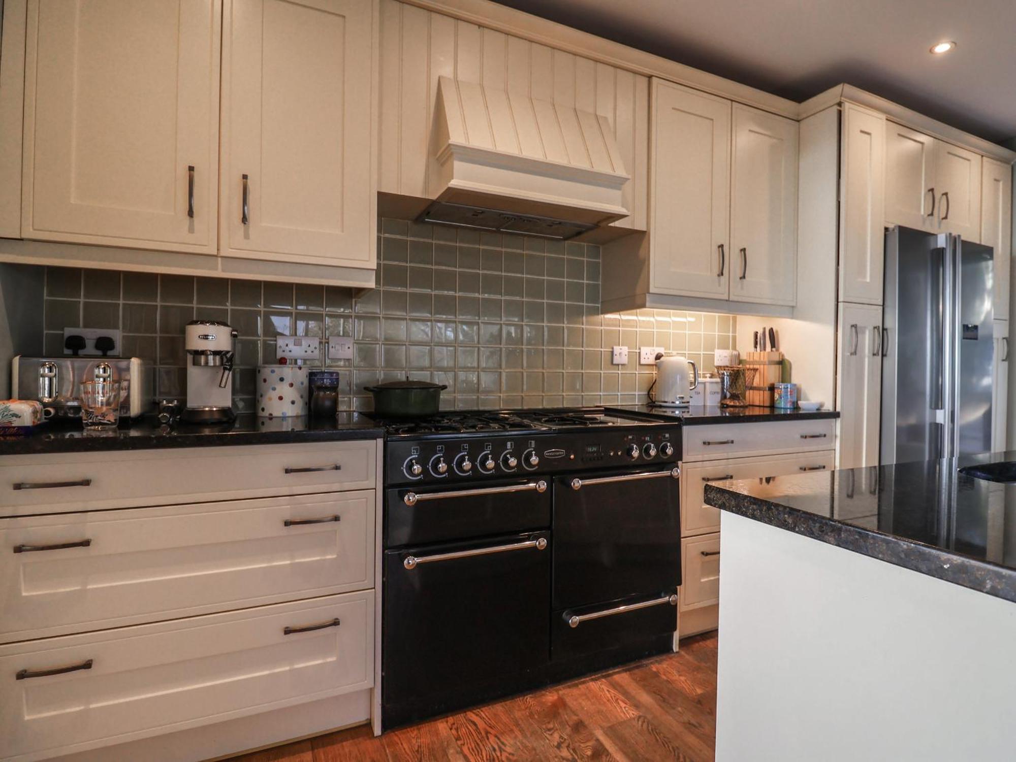 Holiday home Little Cliff House Lyme Regis