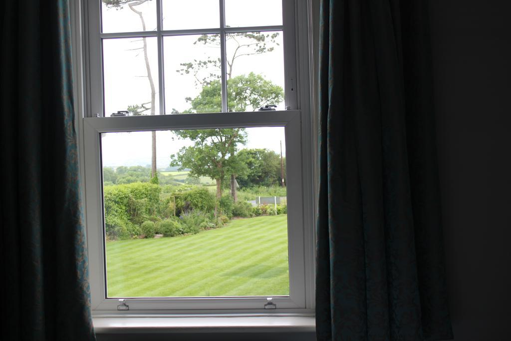 Country house Dower House