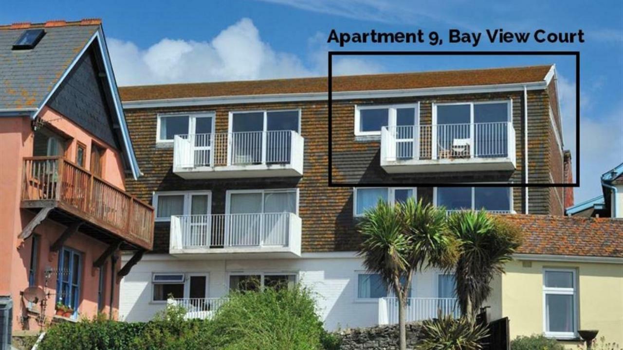 9 Bay View Court *