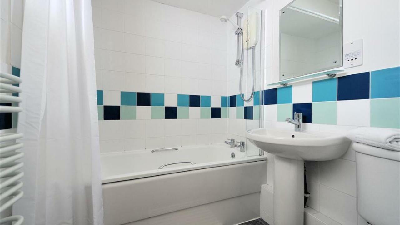9 Bay View Court Apartment *