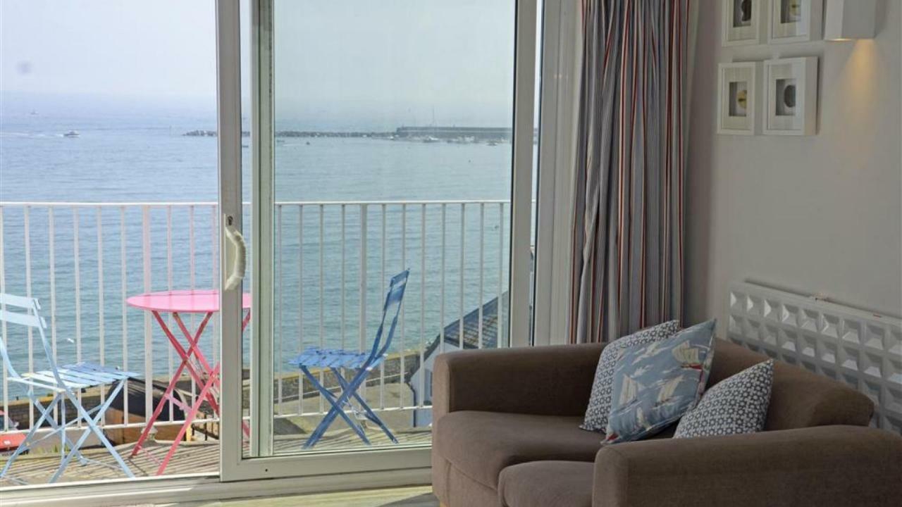 9 Bay View Court Apartment