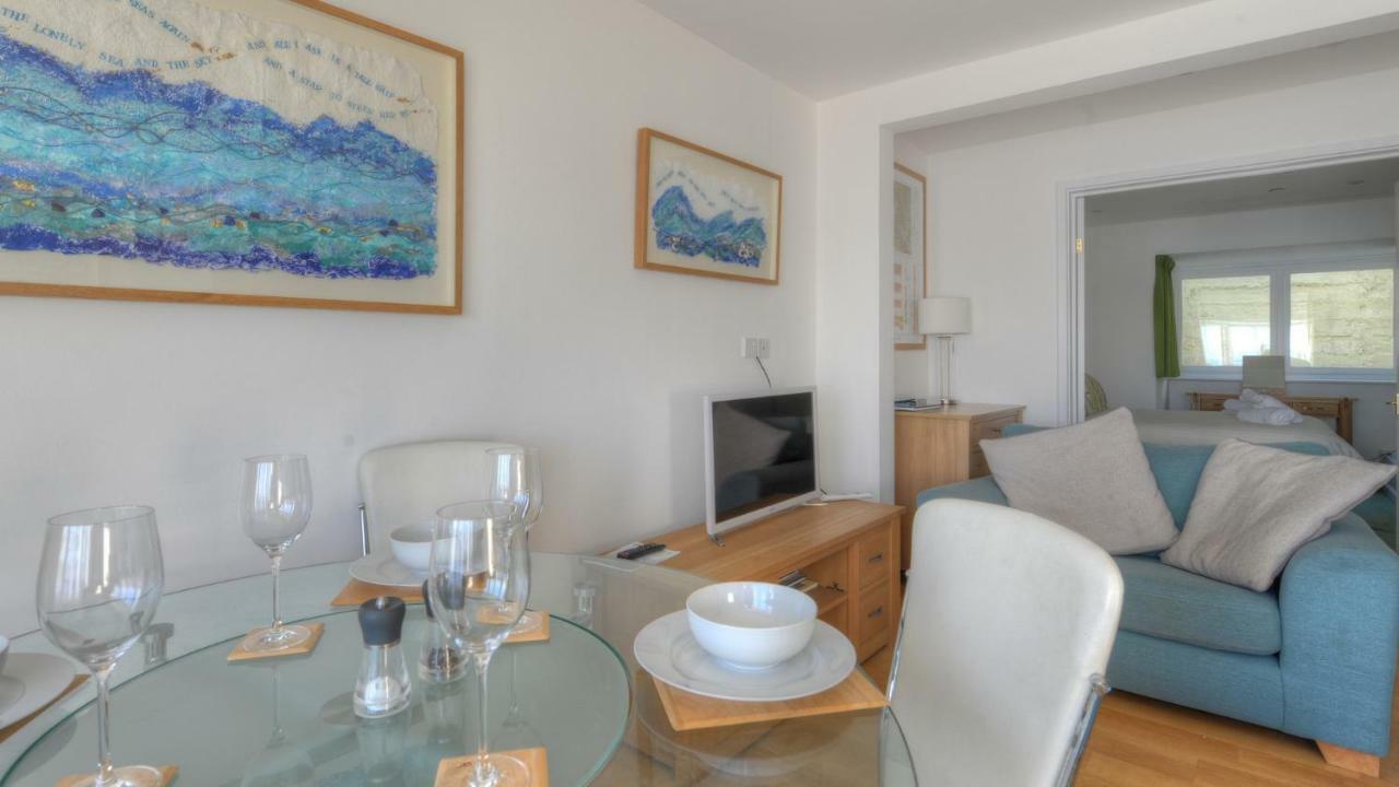 Apartment Sea Fever Lyme Regis